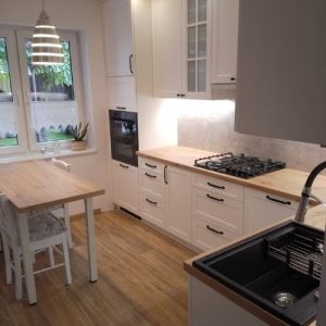 Praktyczna kuchnia w zabudowie – meble na wymiar Ostrów Wielkopolski